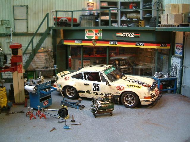 : 1_porsche_20911_20garage19JPG.jpg
: 2204

: 61.5 